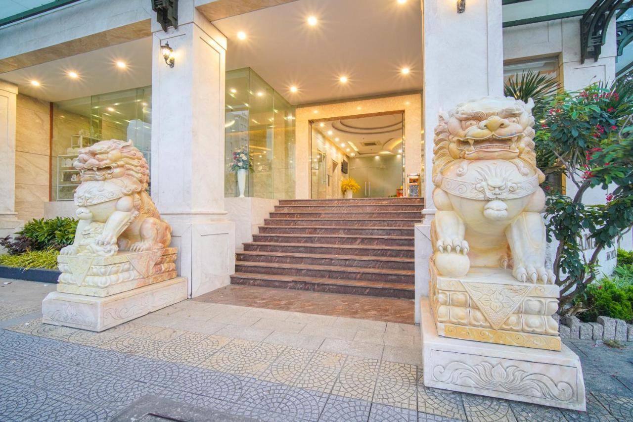 Golden Sun Hotel Danang Екстер'єр фото