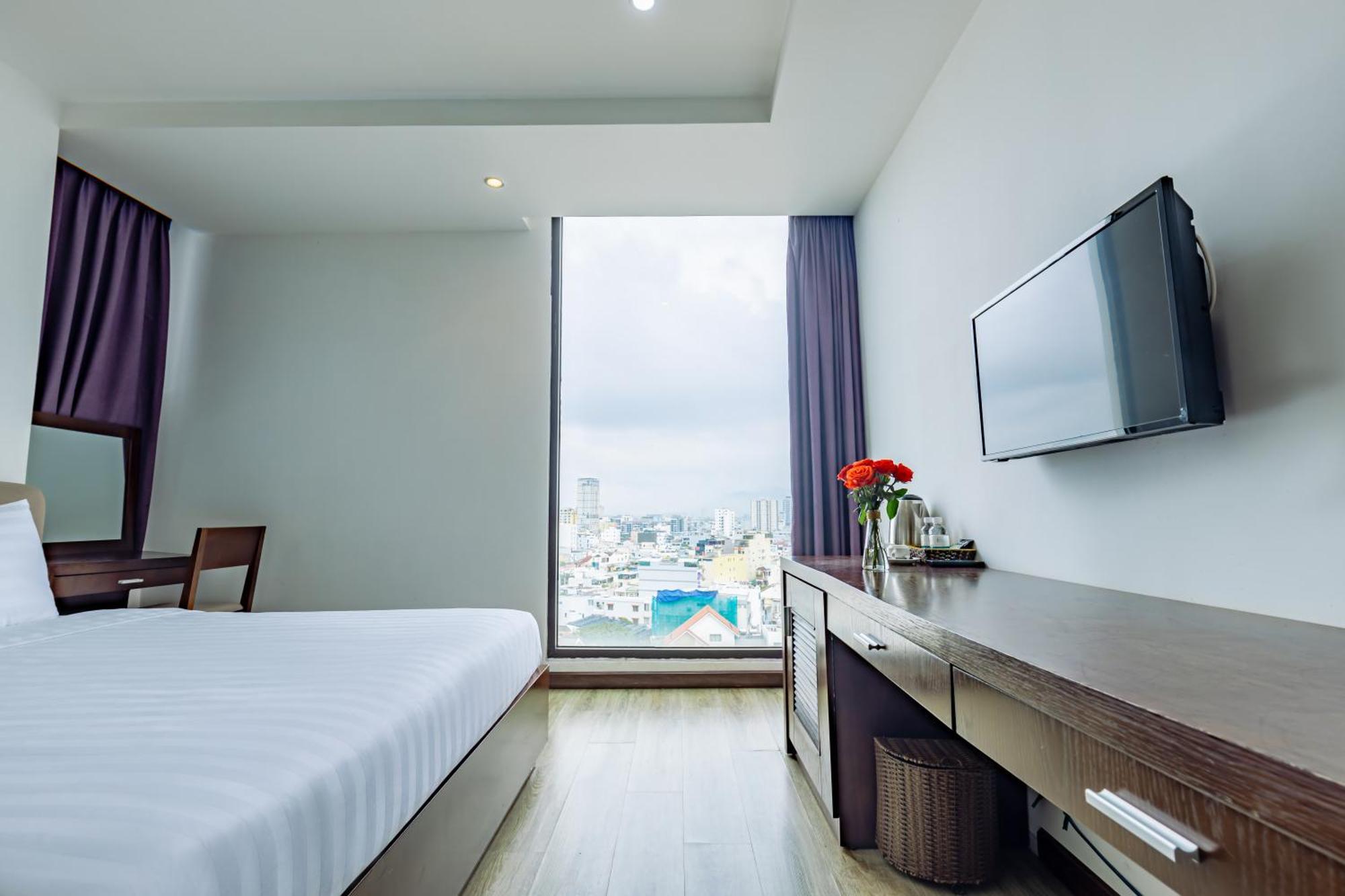 Golden Sun Hotel Danang Екстер'єр фото